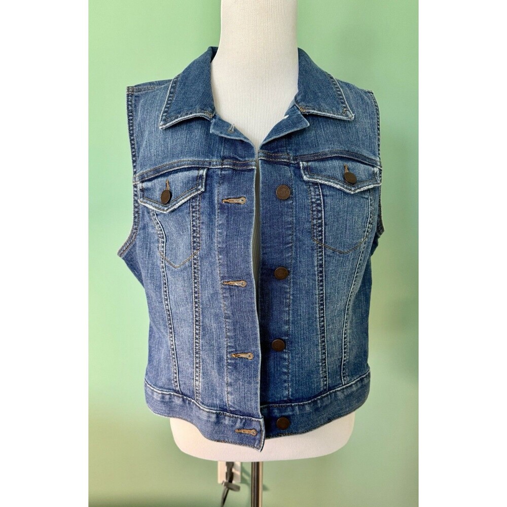 EUC Women’s Loft Denim Jean Vest - Medium Wash - Sz Medium